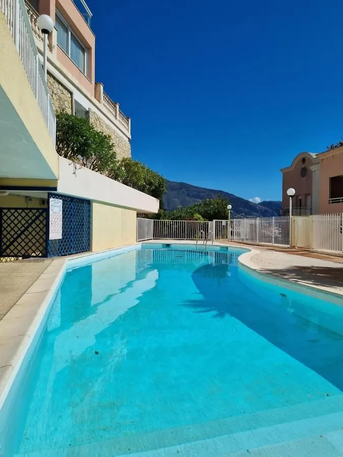 Dernier Etage D'Une Maison Roquebrune-Cap-Martin 0*,