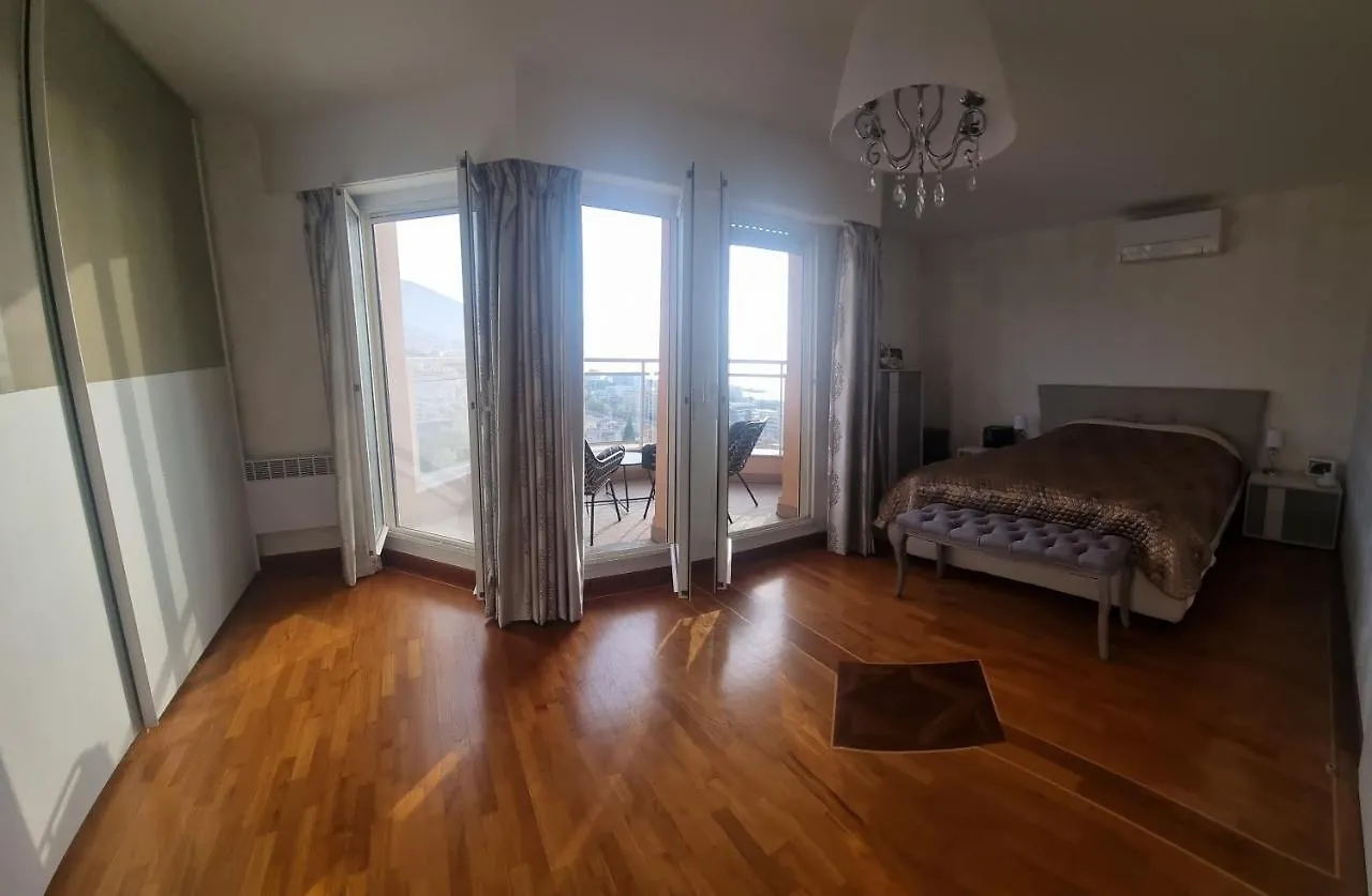 Homestay Dernier Etage D'Une Maison Roquebrune-Cap-Martin