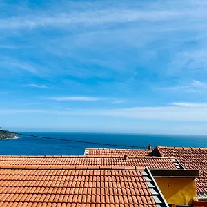 Appartement Cosy - Terrasse Ensoleillee - 3 Mn Monaco, Roquebrune-Cap-Martin